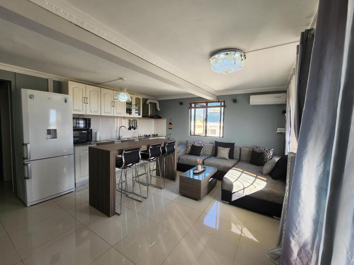 Sunsetview Beach Apartment Flic-en-Flacq Exteriör bild